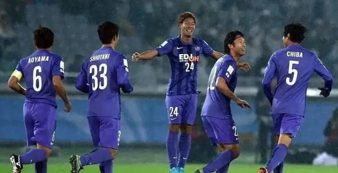 鹿岛鹿角全力冲击冠军，关键球员备战状态受关注的简单介绍