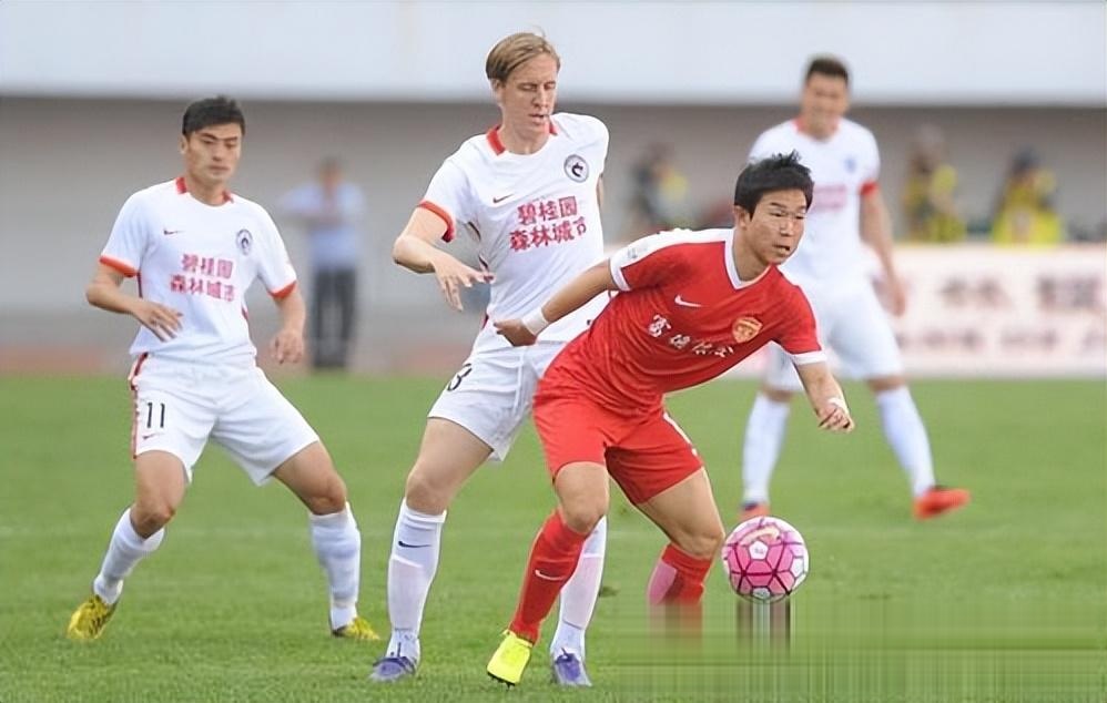 开云体育登录入口-包含泰山大洗牌!名记曝2外援5本土将离队崔系球员找下家的词条