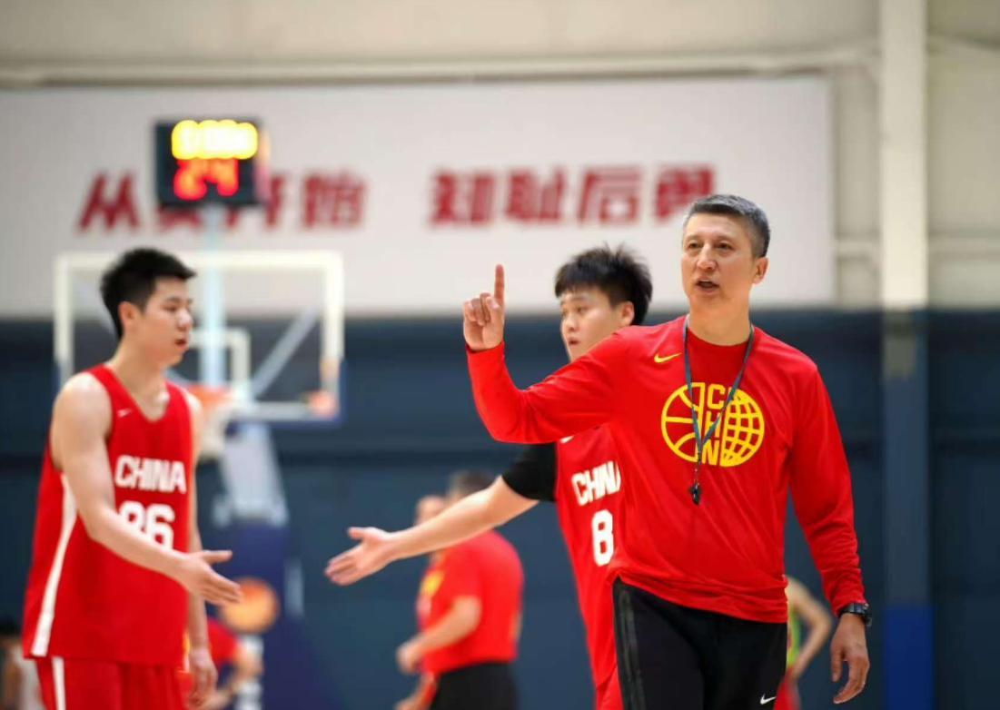 开云体育登录入口-CCTV5+直播！中国男篮VS波黑，徐杰或遭弃用，郭士强明确12人名单(中央体育5+节目详情)