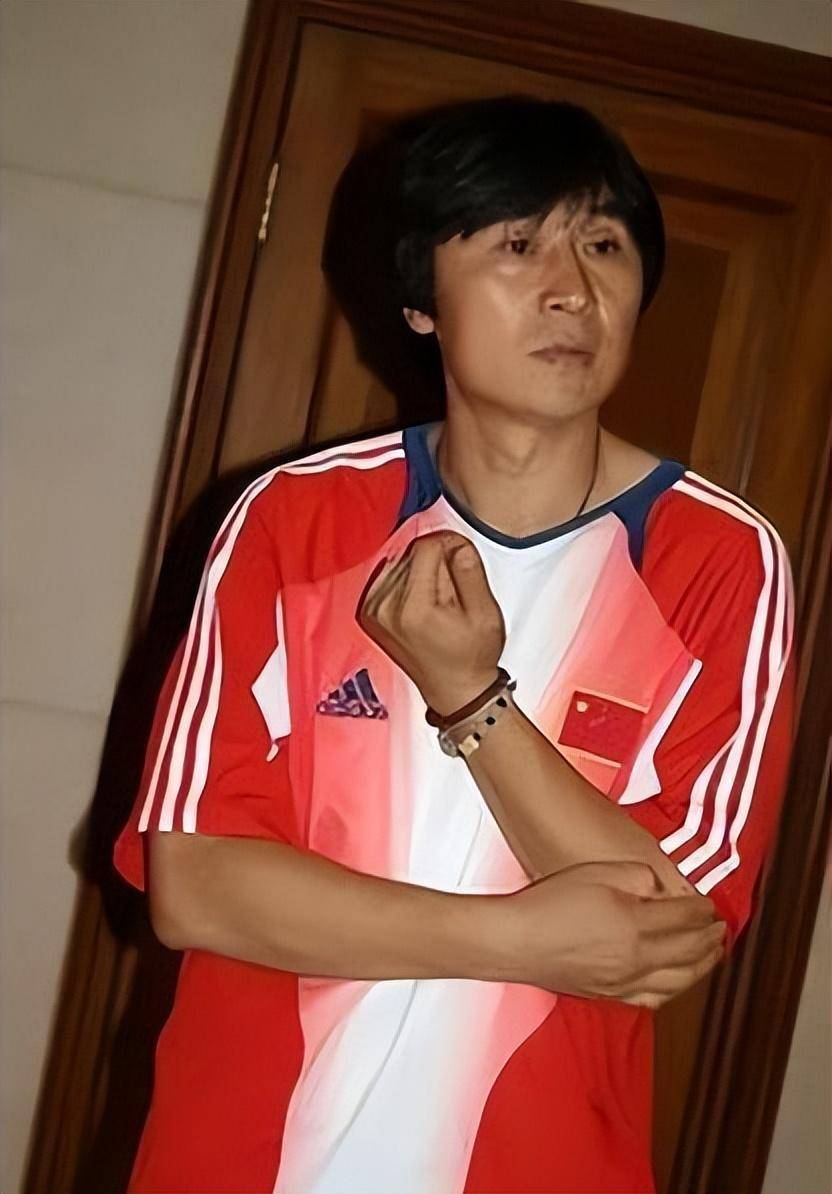 开云体育官网-包含中国足球|足坛反腐案18人全部获刑：陈戌源无期，李铁20年的词条